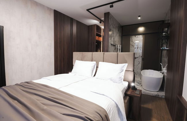 DISTRICT boutique - Photo 14