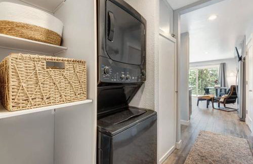 Gorgeous Condo With River View - Pool and Hot Tub - Foto 24