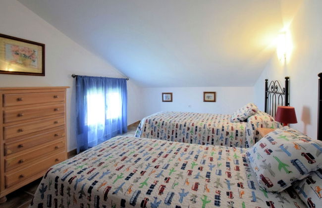 Tranquil Mountain Hideaway - Photo 2