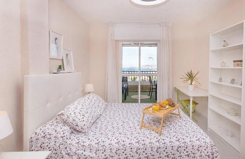 Sunshine Balcony- La Caleta - Photo 8