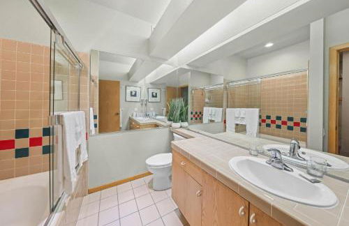 Palisades Tahoe Lodge Rentals Studio #156 - Foto 10