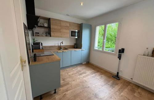 Maison confortable à Châtellerault avec terrasse - 78 m² - Foto 2