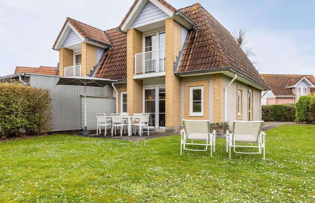 Villa in Banjaard Near Sandy North Sea Beach - Foto 1