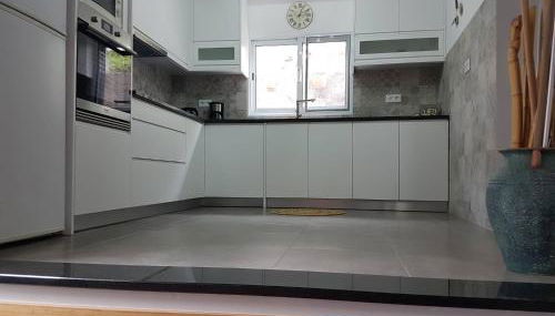 Join our relaxed house near the beach - Mosteiros - Foto 2