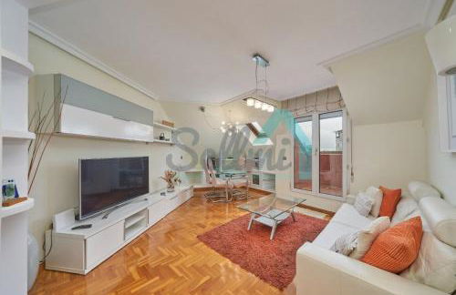 Ático Salesas - Parking gratuito - Foto 1