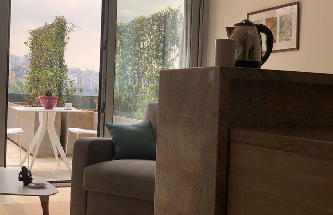 Grey Pearls Suites - Photo 41