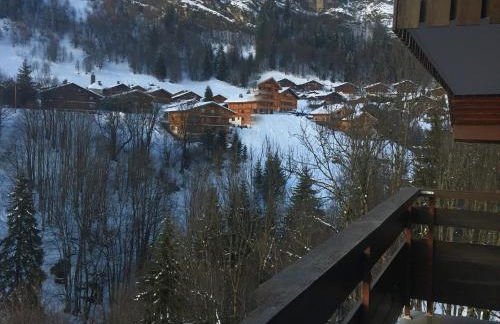 Appartement cosy 6 pers, au pied des pistes, garage - FR-1-467-85 - Foto 10