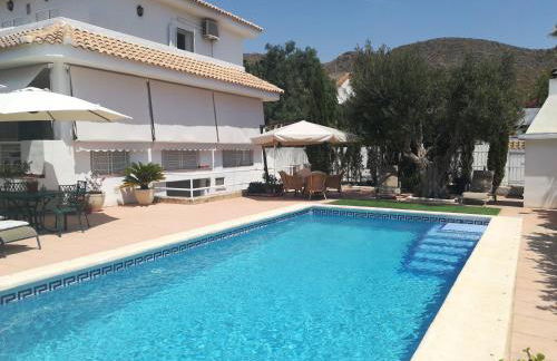 Chalet con dos apartamentos - Foto 15