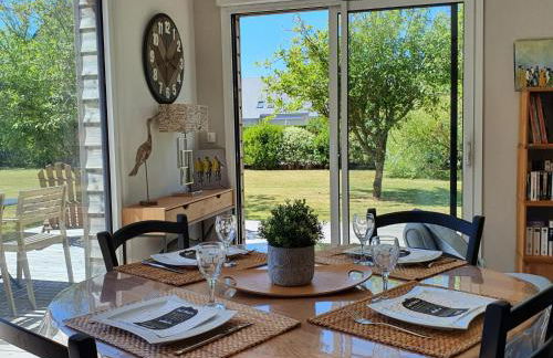 Holiday Home Charmantes Holzhaus in einer grünen Umgebung by Interhome - Photo 14