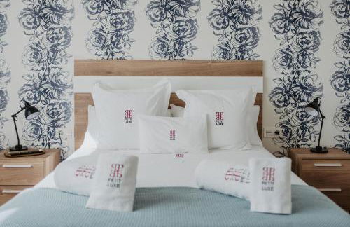 Petit Luxe Pineda - Photo 41