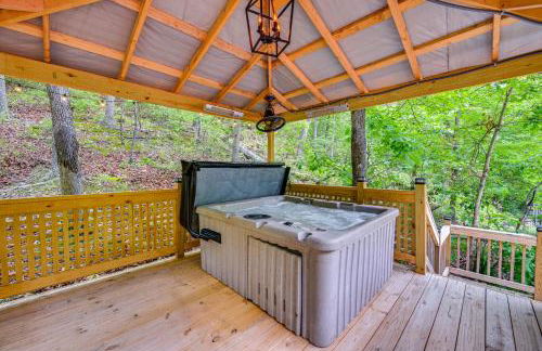 Murray Cabin with Hot Tub Walk to Kentucky Lake! - Foto 3