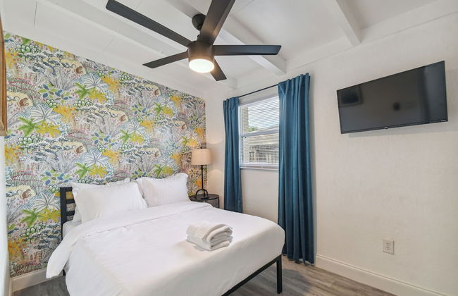 Coastal Bliss 3BR Gem Near MacDill AFB - Foto 4