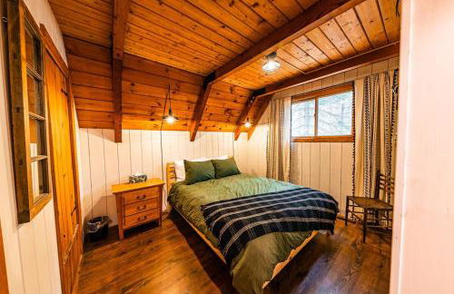 Nine Sides Lodge- Cozy A-Frame makes base camp for ADK Adventures - Foto 5