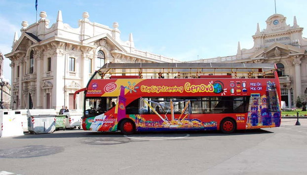 Genoa Sightseeing Bus - Photo 2, Admire Genoa's grand architecture
