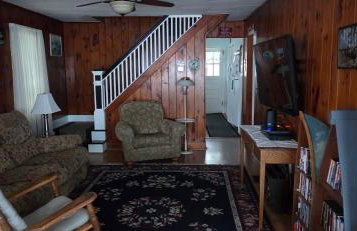 4 Seasons 4 bedroom lake level home - Foto 7