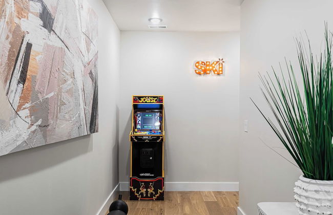 Ski La Vie by Avantstay Hot Tub + Game Room, Near the Ski Slopes - Foto 16