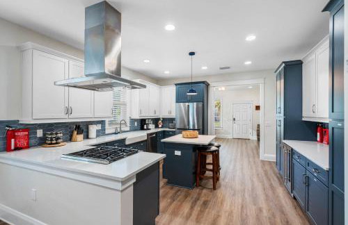 Luxury Stay Heated Pool and Hot Tub Fenced Yard - Foto 15