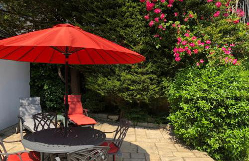 Little Gem with Private Hot Tub - Up to 25 percent off ferry - Foto 18