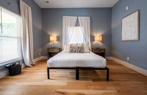 Affordable, Quaint Retreat! 5 Mins to Downtown - Photo 39