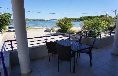 Villa Lavanda - family friendly, beachfront - Photo 66