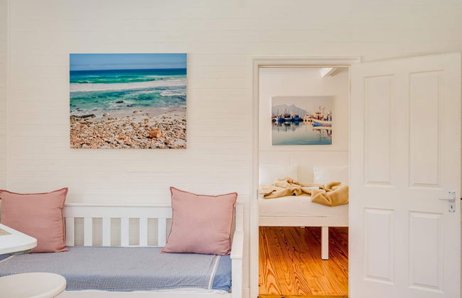 Unwind in Coastal Charm at Villa Santorini - Photo 39