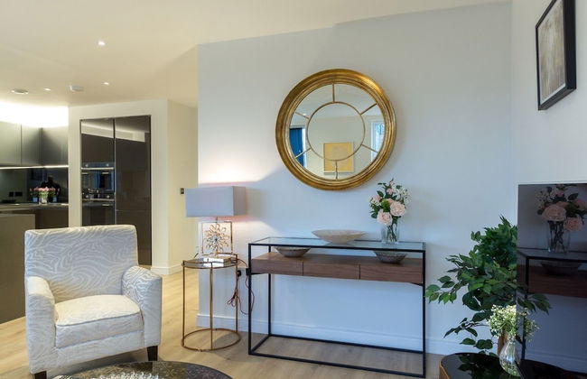 2 Bed Property Close to Heathrow Airport - Foto 28