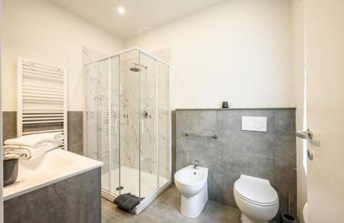 College Suites - Photo 10