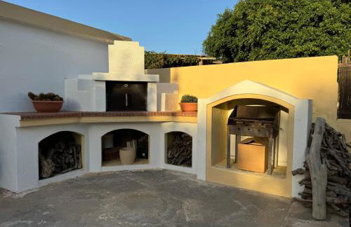 Golden Horizon Retreat, tranquil atmosphere next to the sea! - Photo 5