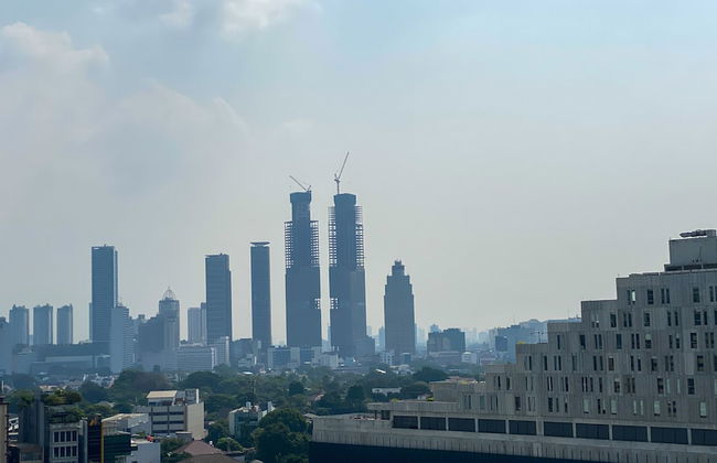 Comfy And Elegant 2Br With Private Lift At Menteng Park Apartment - Photo 24