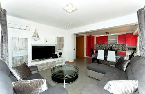 Exclusive Luxury Apartments in Oceano Atlantico Complex - Photo 1