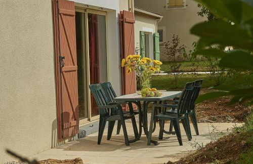 Villa in France with Private Garden - Foto 17