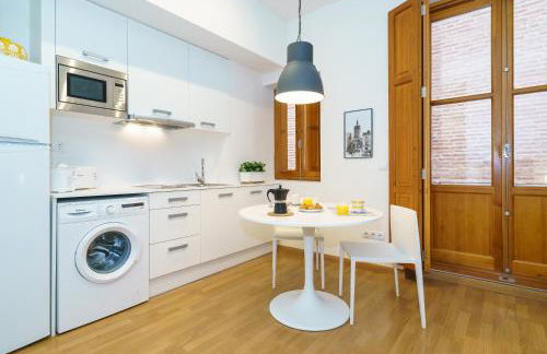 Valencia Home - Photo 54