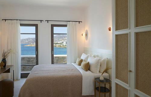 Bonzoe Suites & Villas - Photo 129