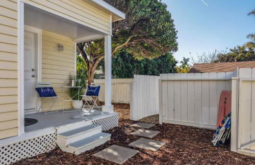 Draper Bungalow By CoastVH - Charming 1940 - Photo 23