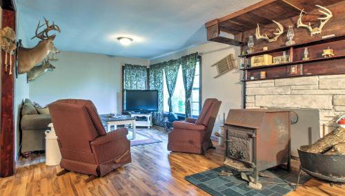 Vintage House with Fire Pit Less Than 6 Mi To Kentucky Lake! - Foto 5