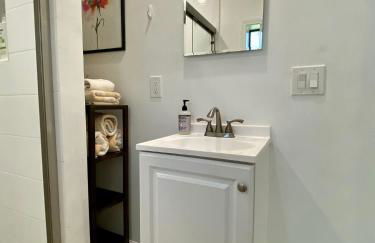 Guest suite near La Cienega Park Beverly Hills next to LACMA La Brea Tar Pits Peterson Museum and Academy Awards Museum - Foto 4