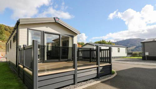 Altair Lodge - Photo 3