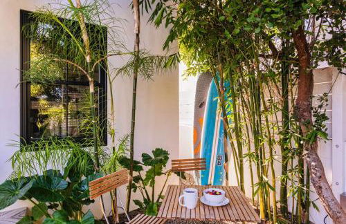 Channel Islands Beach Retreat - Photo 3