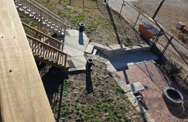 Relaxing Downtown 1 Bed, Dog Friendly Apartment with Deck, Dog Exercise Area - Foto 12