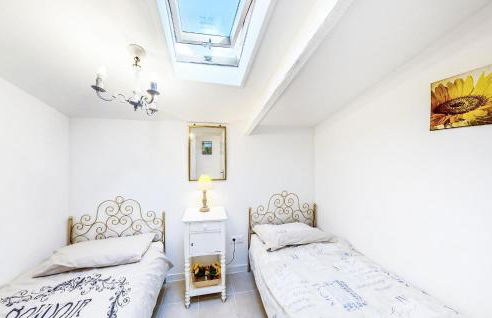 2 Bedroom Cozy Home In Oradour-Fanais - Foto 16