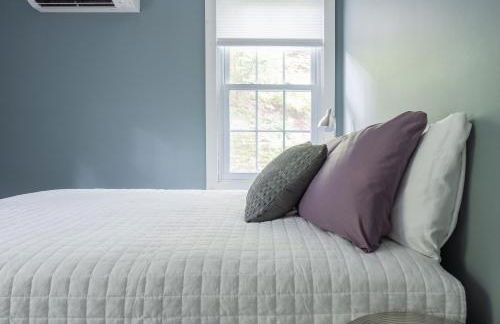 Chic Farmhouse Woodstock Saugerties Skiing HITS - Photo 21