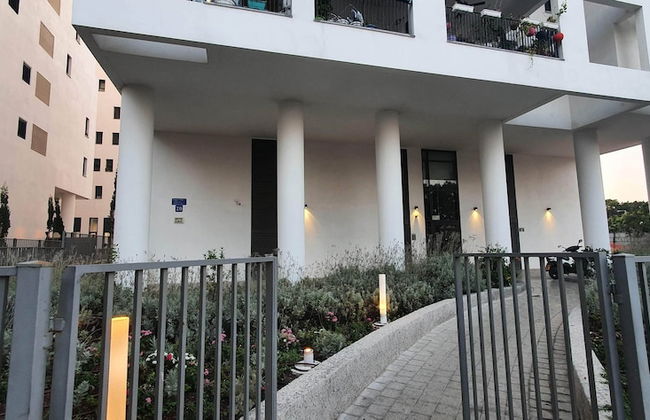 Apartment Quartz 3BR Jaffa Hasidei Haumot Y7 - Photo 21