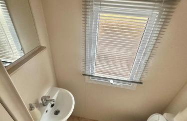 Delta, Bromley 4-Bedroom Located in Uddingston, Glasgow at Maryville Caravan Site - Photo 28