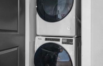 Modern King BR, Sectional, Pool, Gym, Near U of A - Foto 39