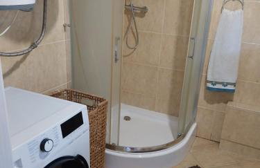 Ogrodzony dom nad morzem na wyłączność Rewa - Foto 6