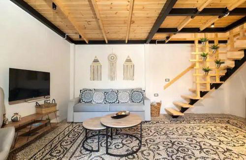 Kyrangelo Traditional House with outdoor jacuzzi - Foto 8