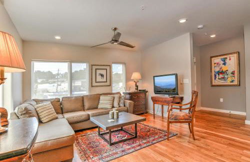 Luxe Townhouse with Garage and Terrace - Foto 1