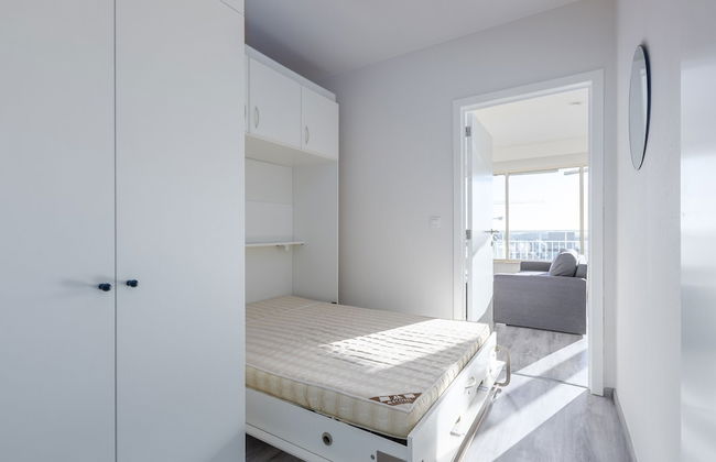 Modern, Renovated Studio With Open Views - Foto 4