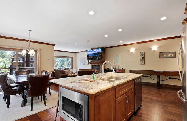 Tahoe Woods Villa - Walk to Beach and Gondola/ Heavenly Ski - Foto 41
