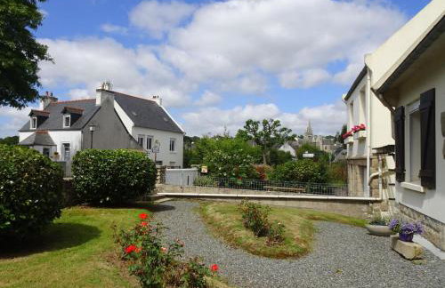 Holiday Home in Guerlesquin Near Lake - Foto 25